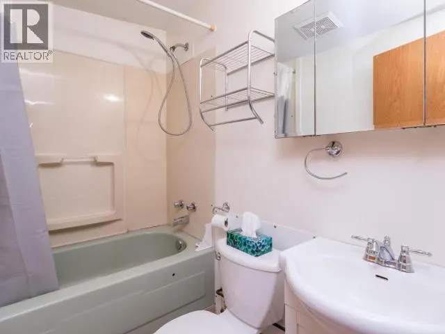 8-7 PROSPECTOR ROAD