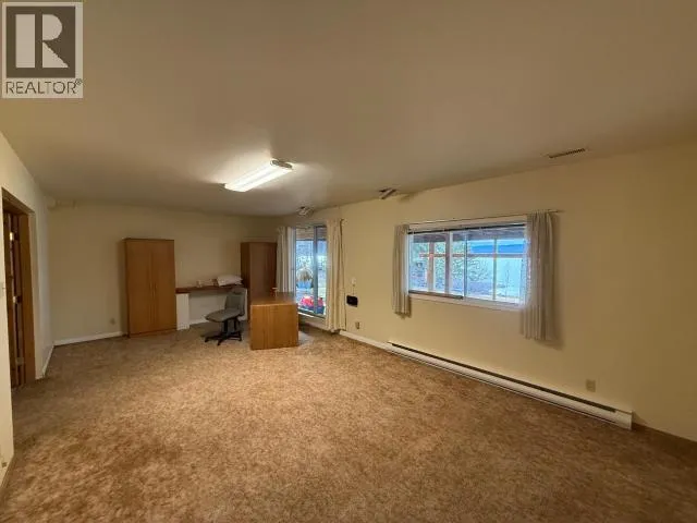 12 NISUTLIN DRIVE