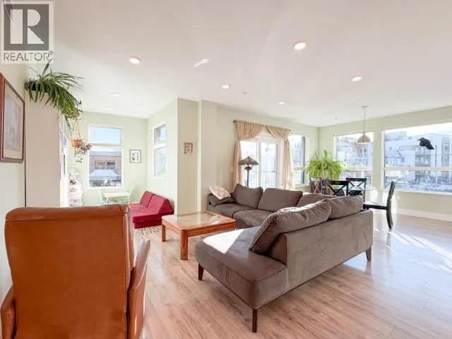 204-210 HAWKINS STREET