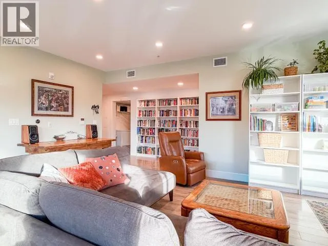 204-210 HAWKINS STREET