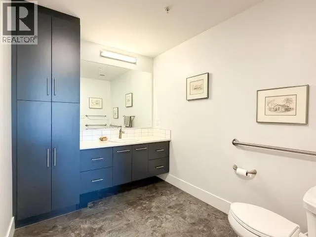 204-210 HAWKINS STREET