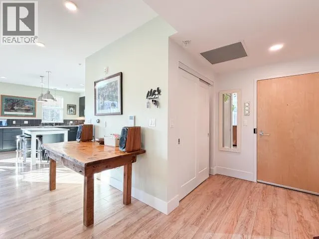 204-210 HAWKINS STREET