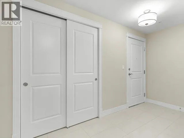 105-36 WATERFRONT PLACE