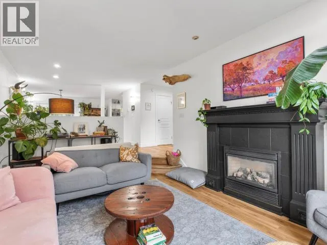 9-75 THOMPSON ROAD