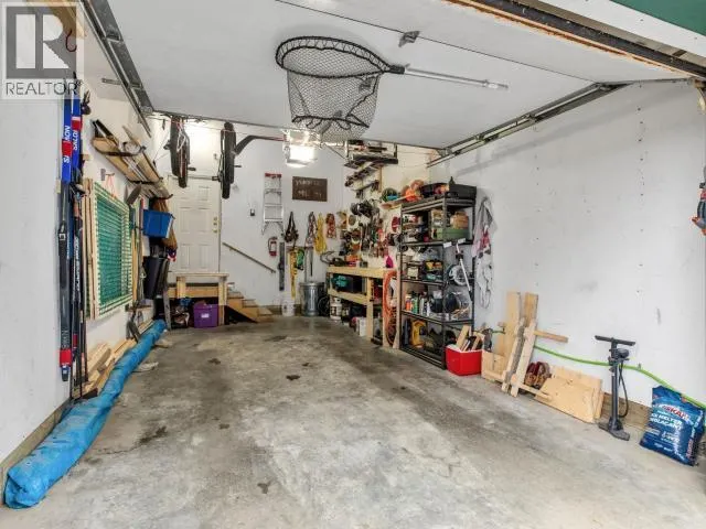 9-75 THOMPSON ROAD