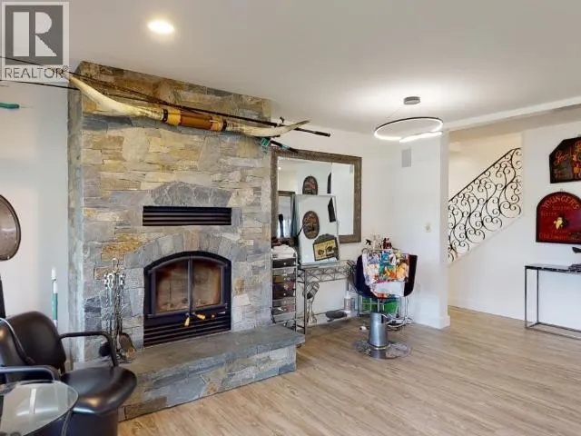 2108 MAHOOD ROAD