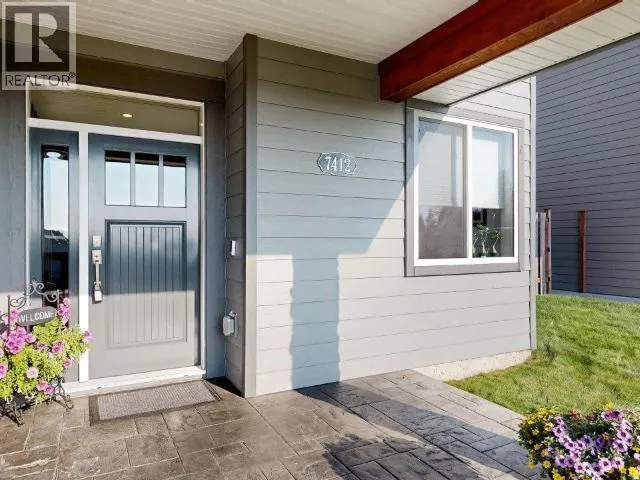 7412 GABRIOLA CRESCENT