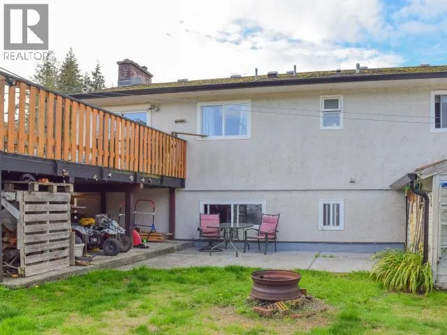 5420 SAANICH AVE
