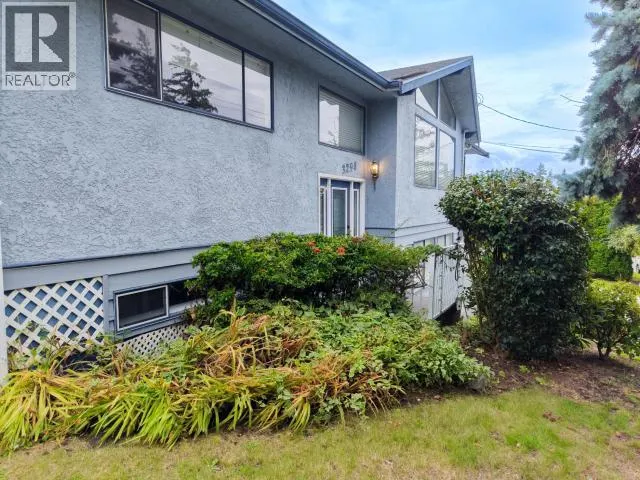 3298 VANANDA AVE