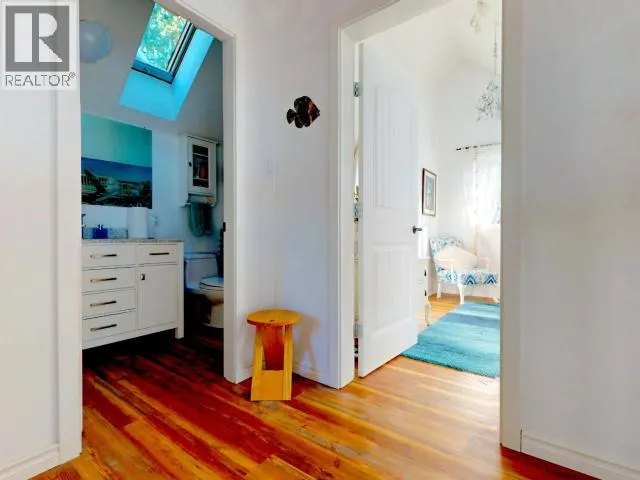 2902 ARBUTUS LANE