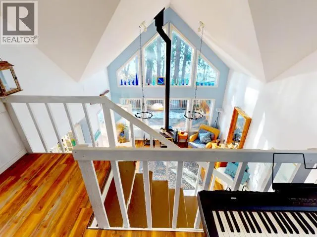 2902 ARBUTUS LANE
