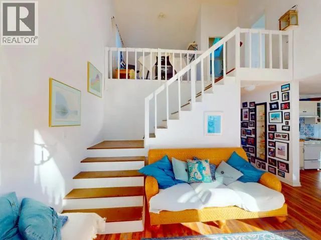 2902 ARBUTUS LANE