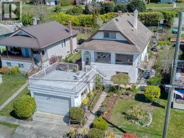 5438 LABURNUM AVE