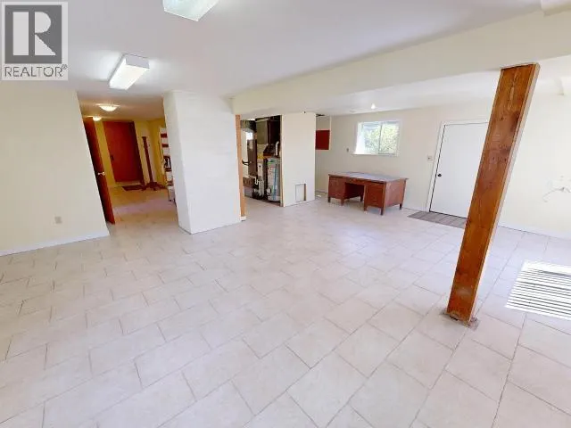 5438 LABURNUM AVE
