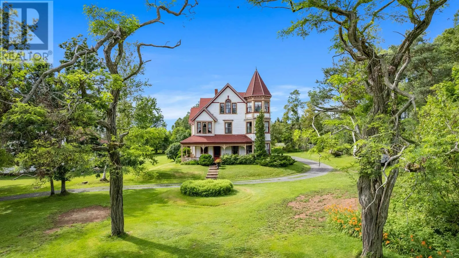 9 East Royalty Road
