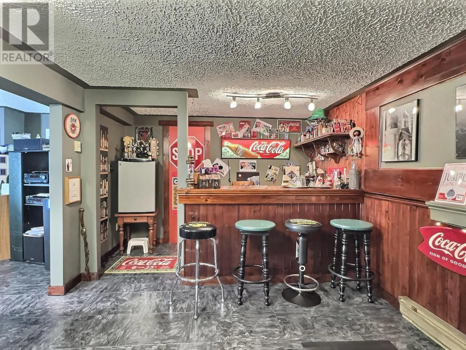 61 Franklin Drive
