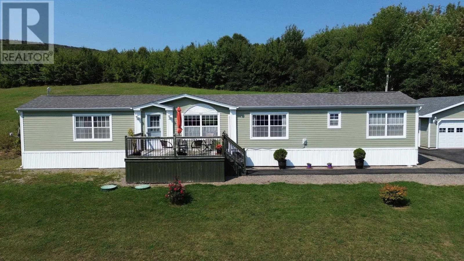 10335 Highway 105
