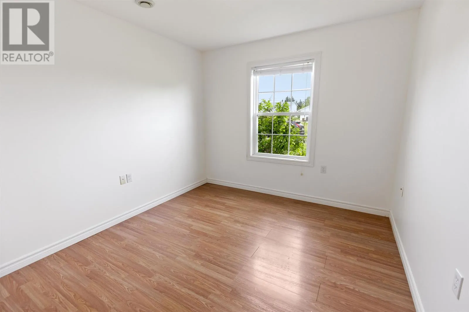 11 17 Heatherway Drive