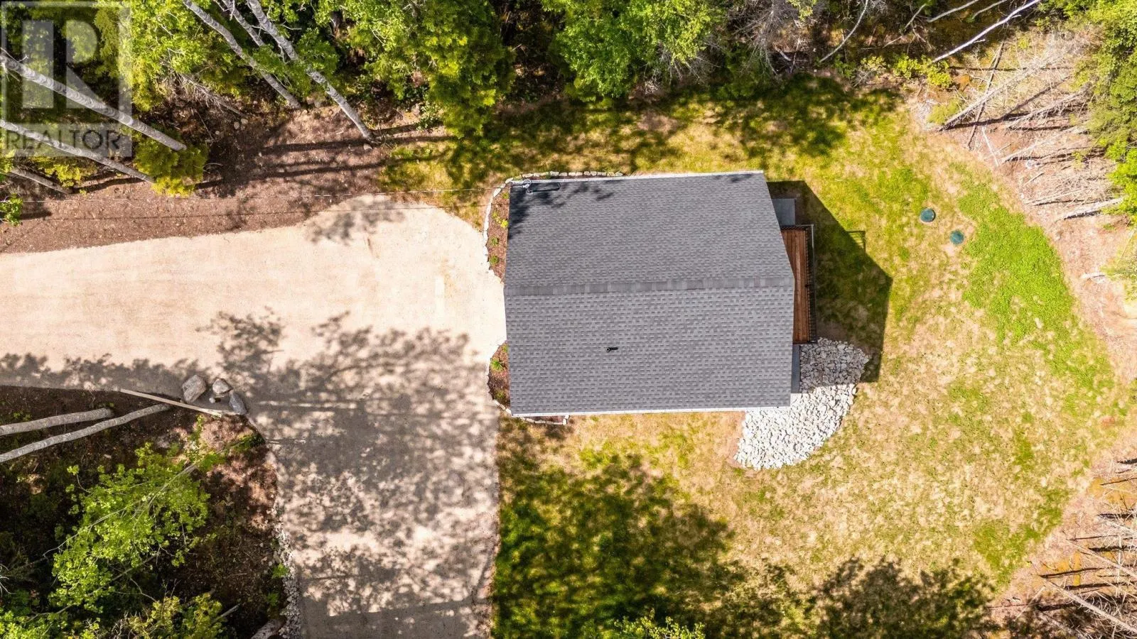 102 44 Blue Jay Way