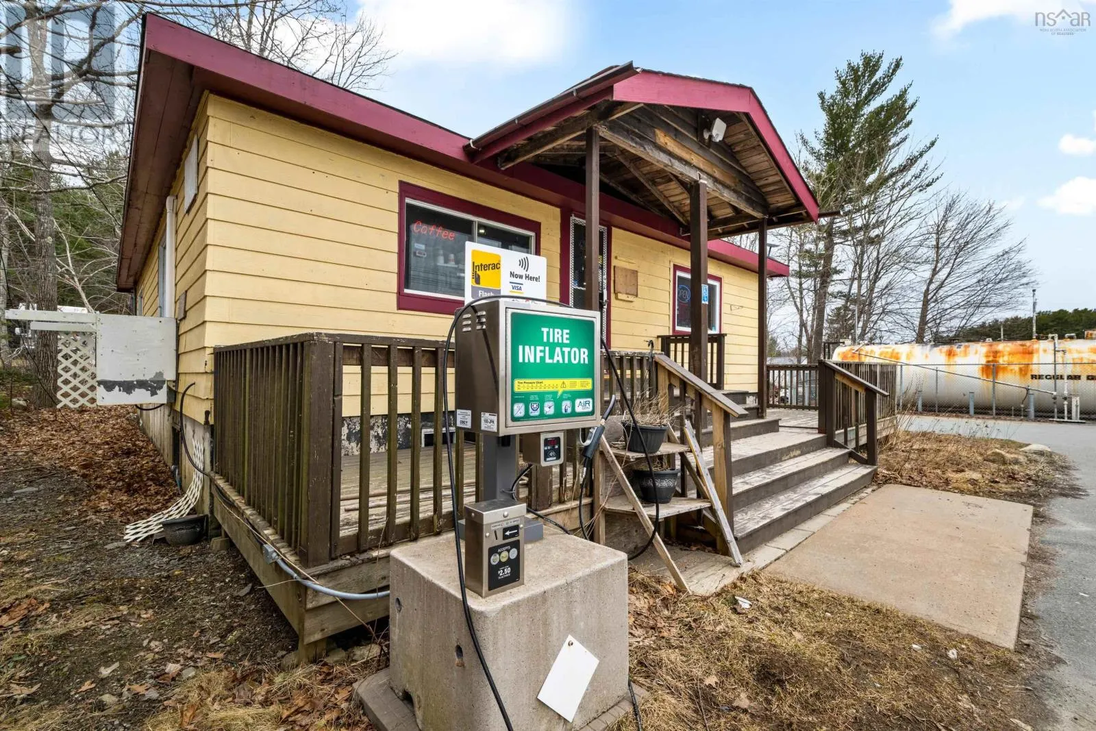 9645 Highway 8