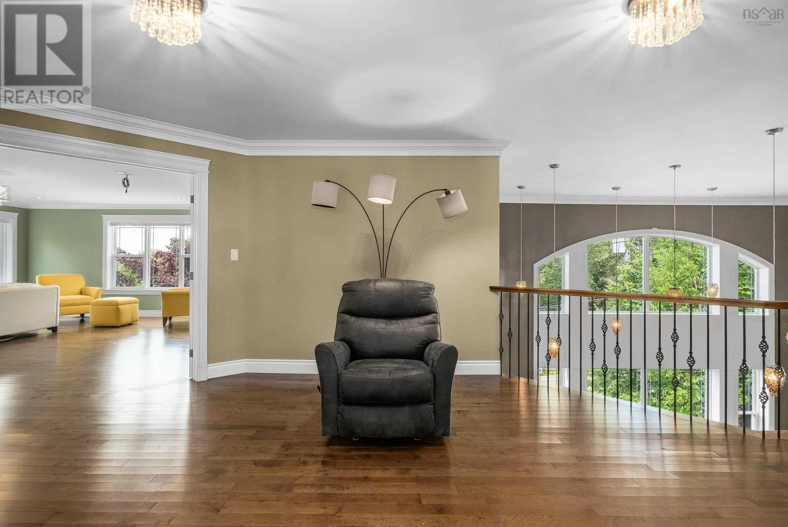 44 Admiral Cove Drive