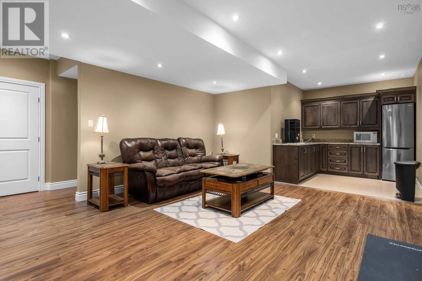 44 Admiral Cove Drive