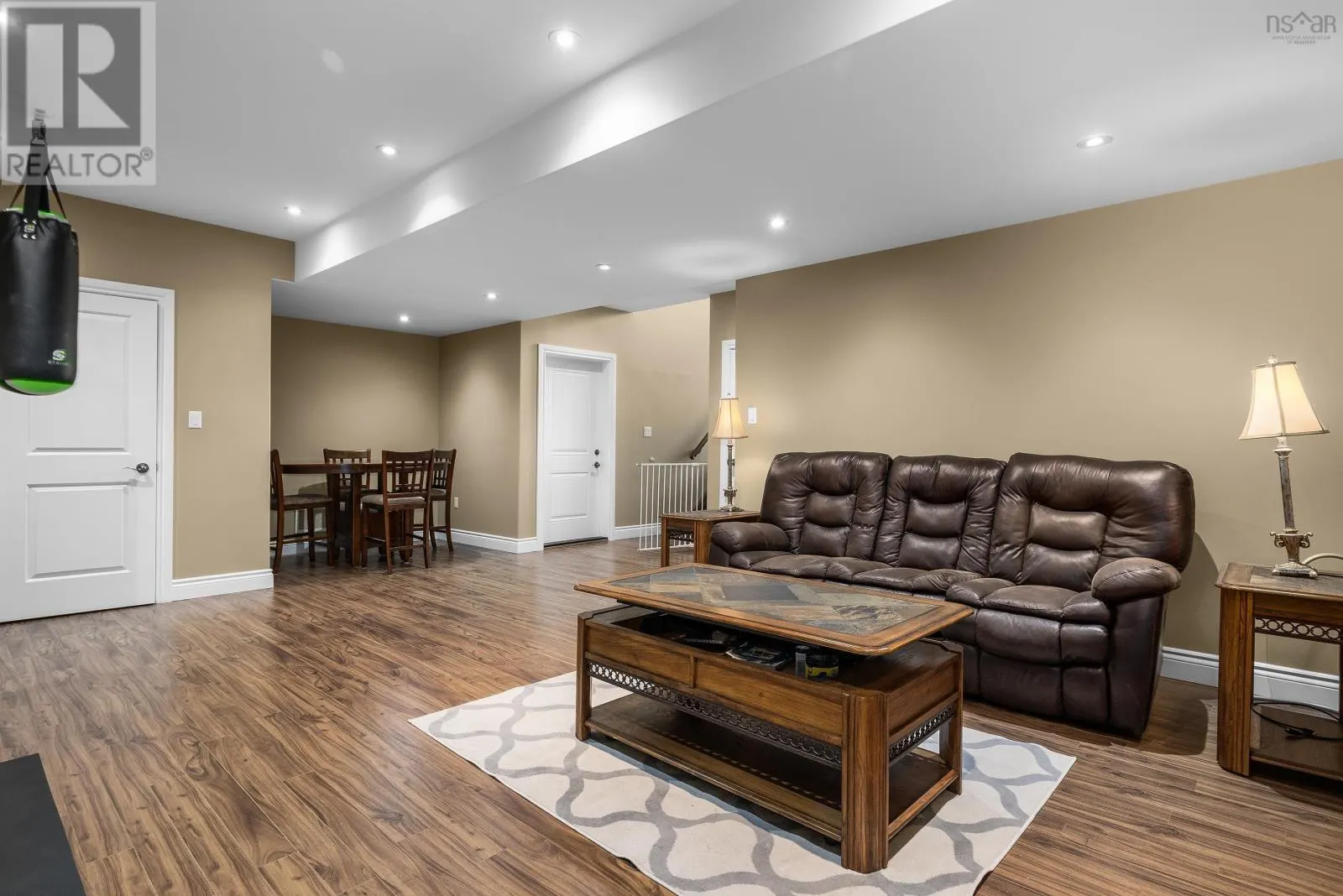 44 Admiral Cove Drive