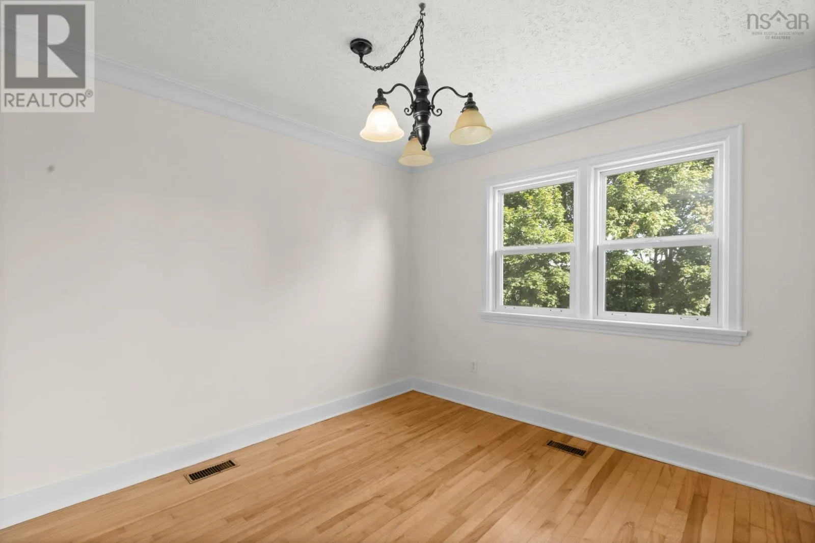 29 Chittick Avenue