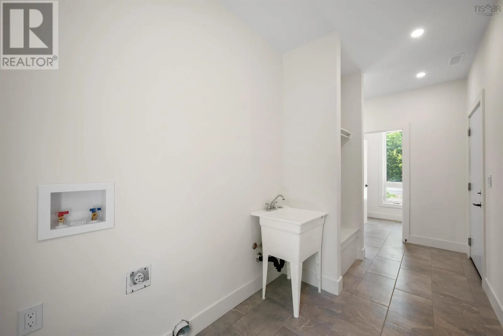171 Carnoustie Drive