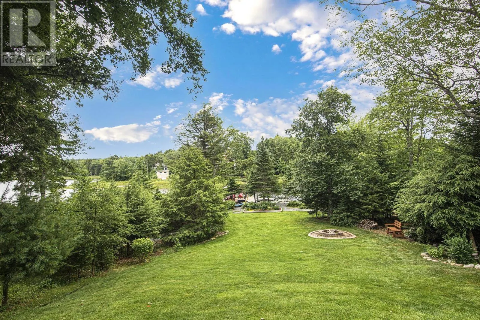 182 Thompson Run