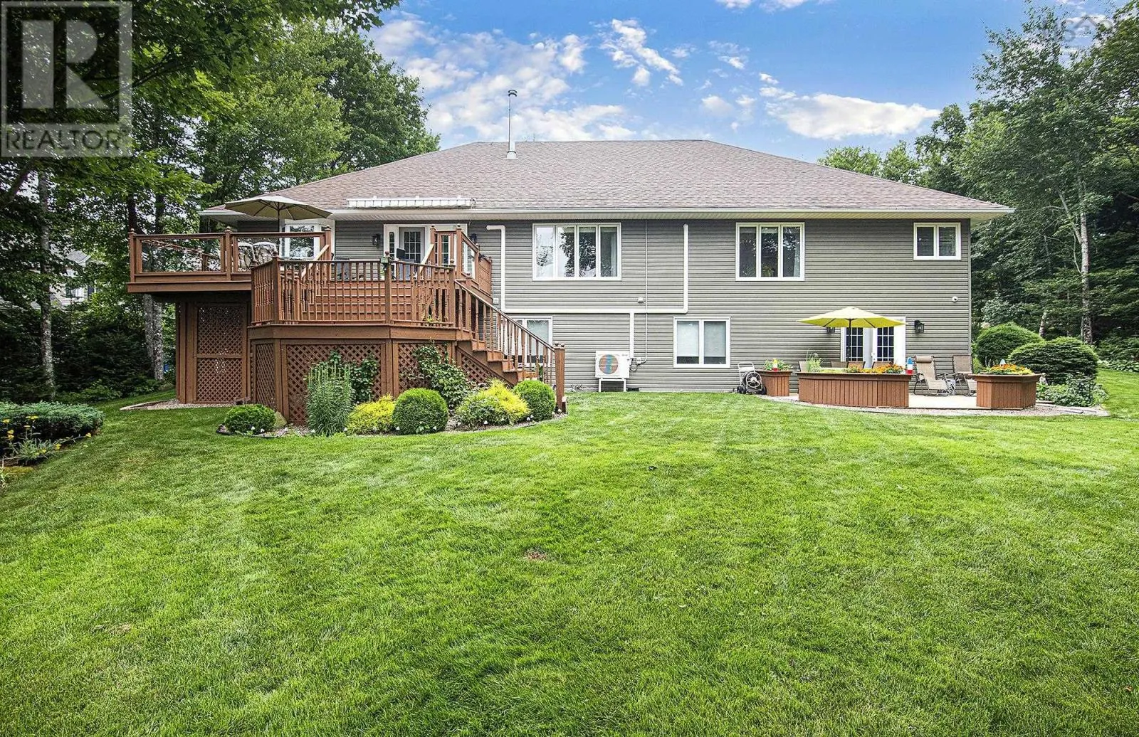 182 Thompson Run
