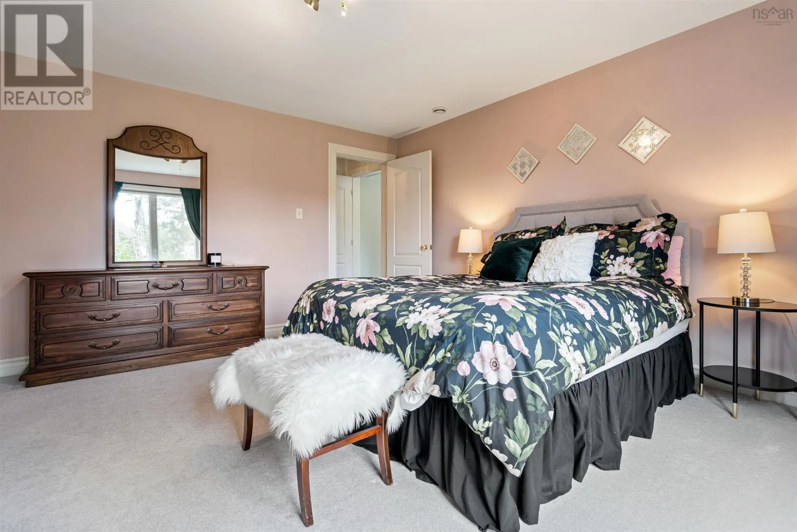 182 Thompson Run
