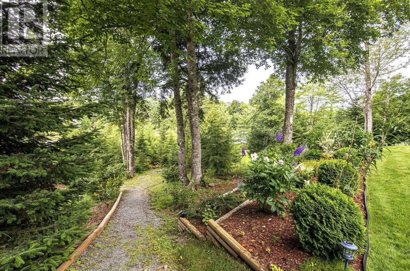182 Thompson Run