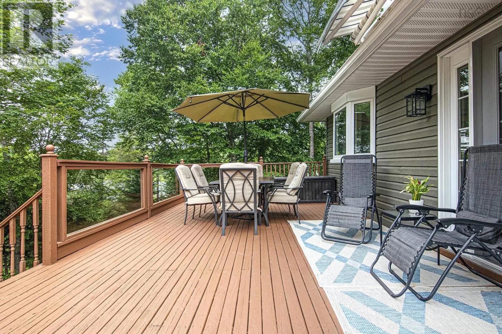 182 Thompson Run