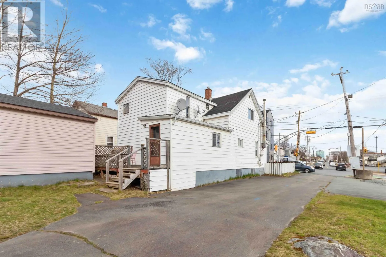 33 Albro Lake Road