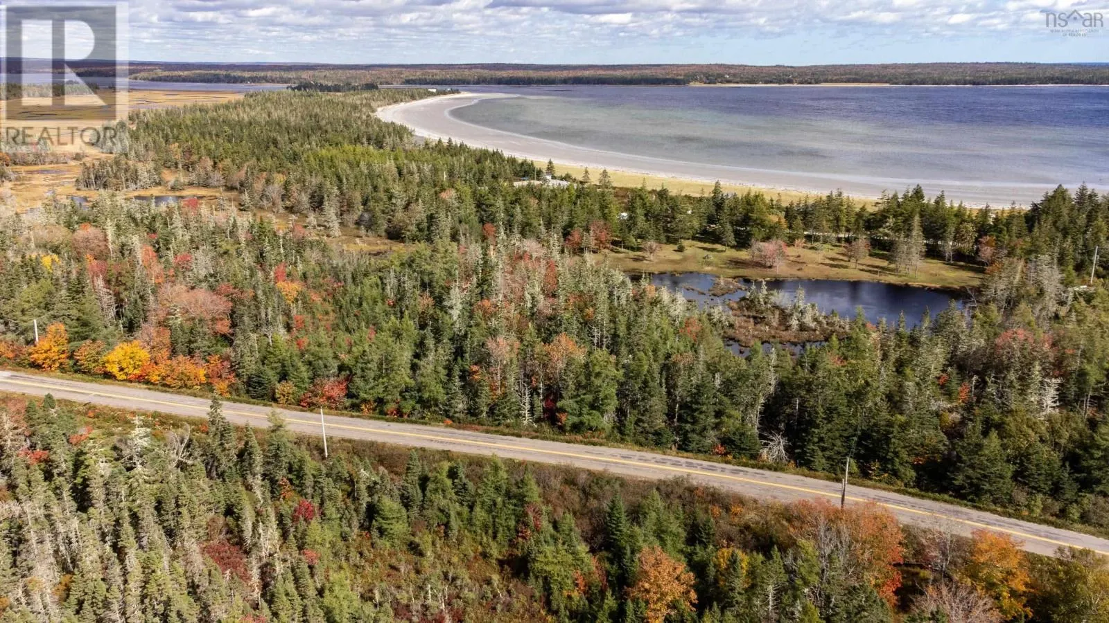 Lot West Sable Road