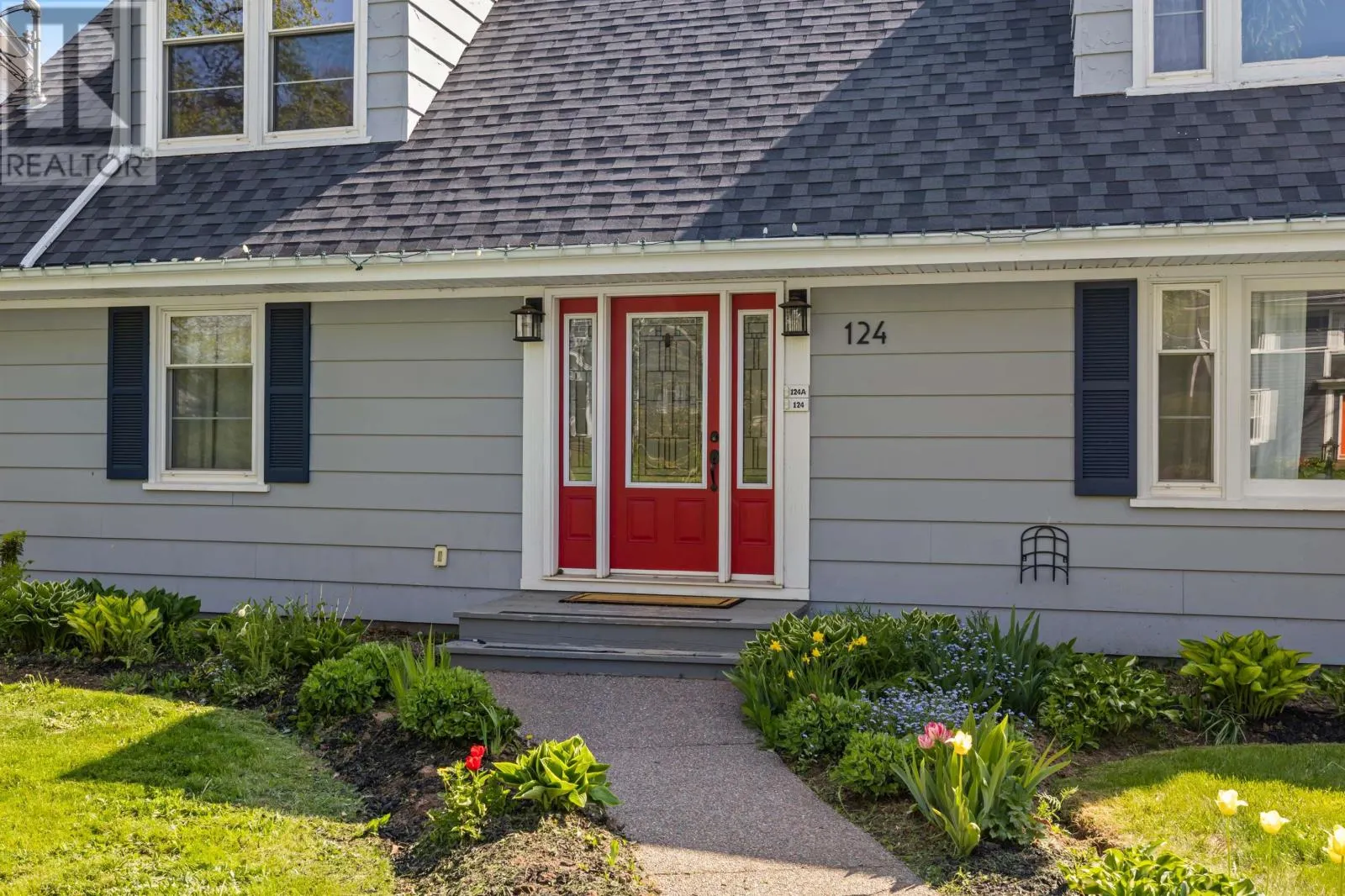 124 North River Road