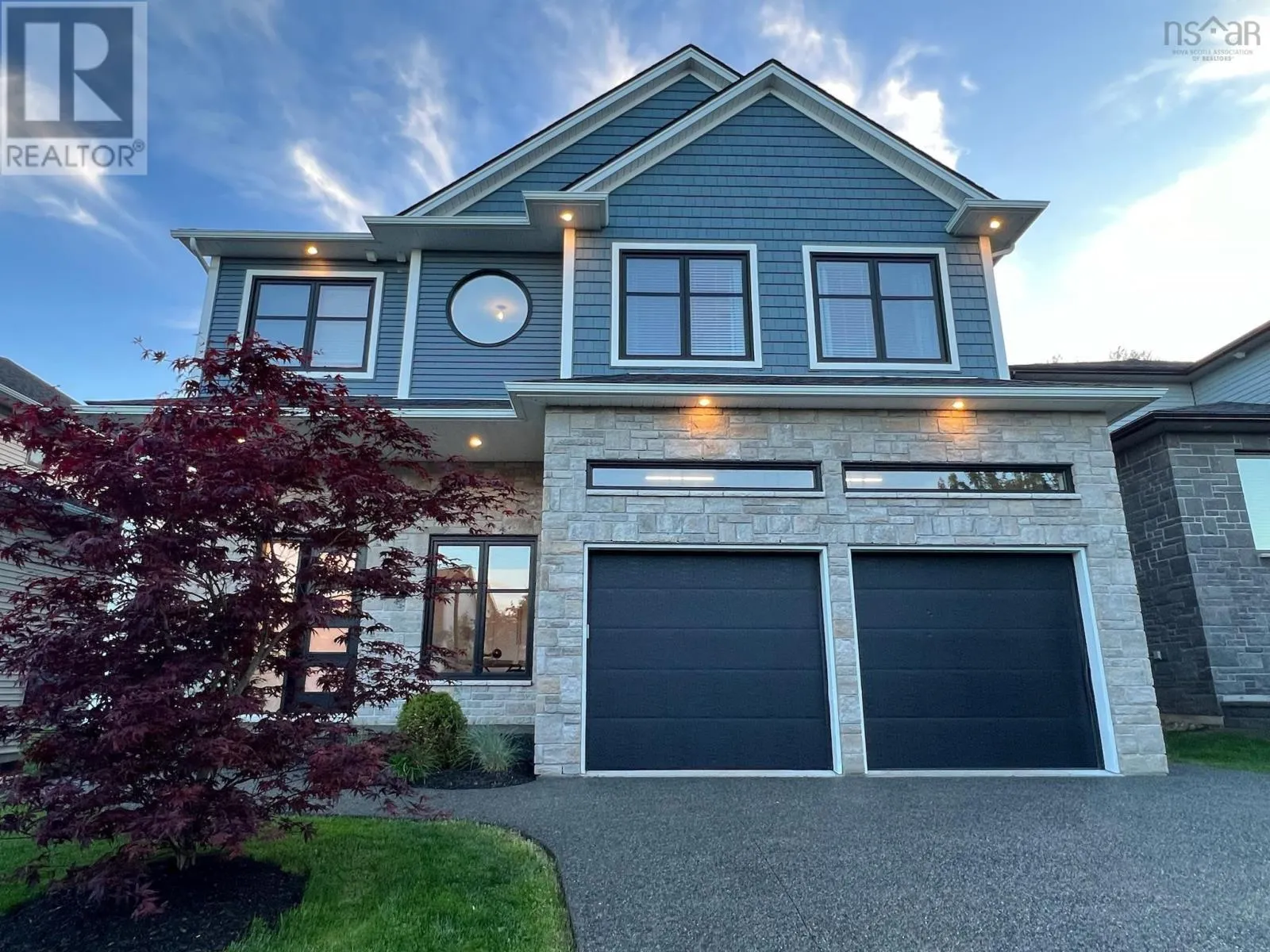 49 Crownridge Drive