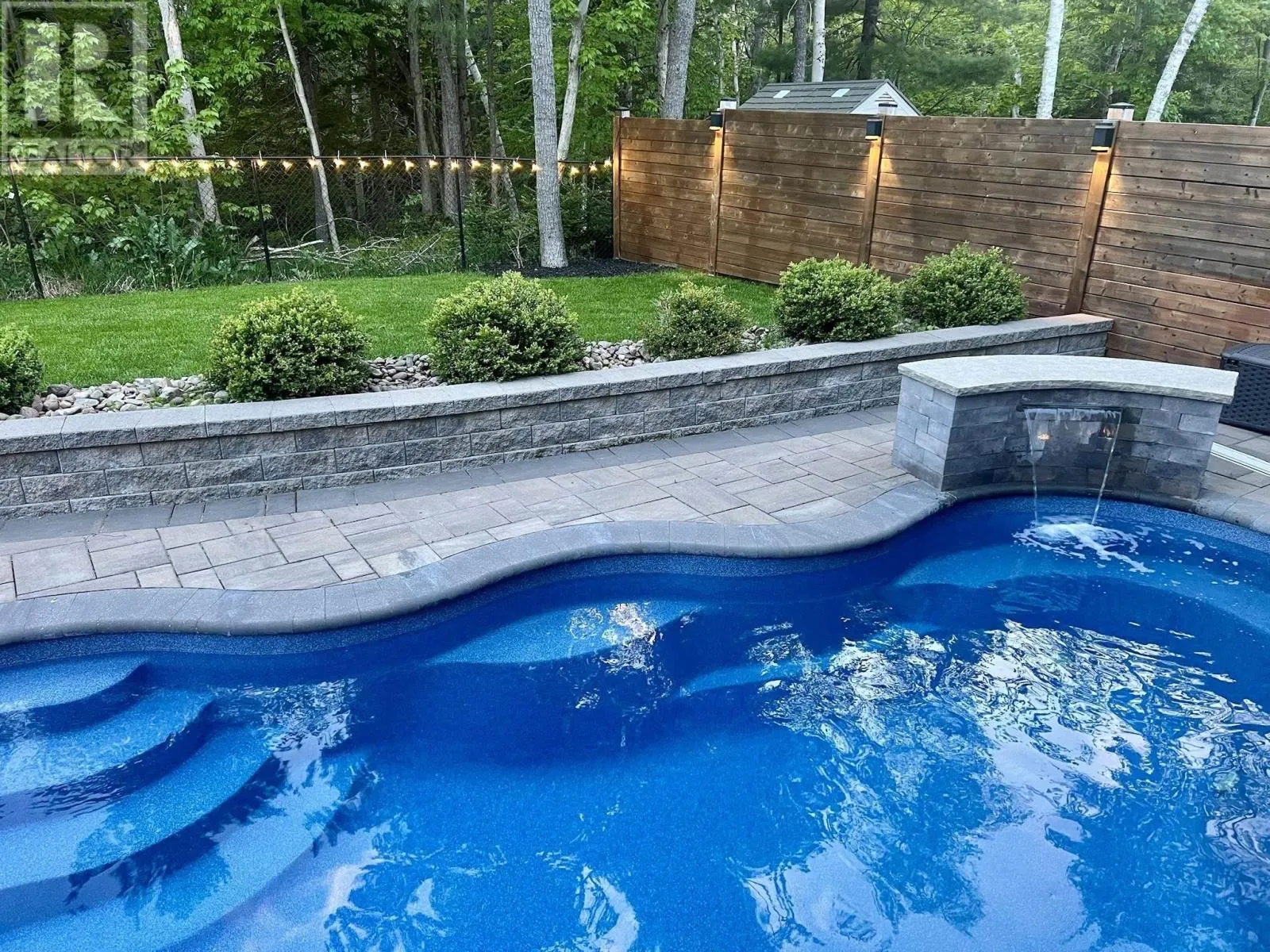49 Crownridge Drive