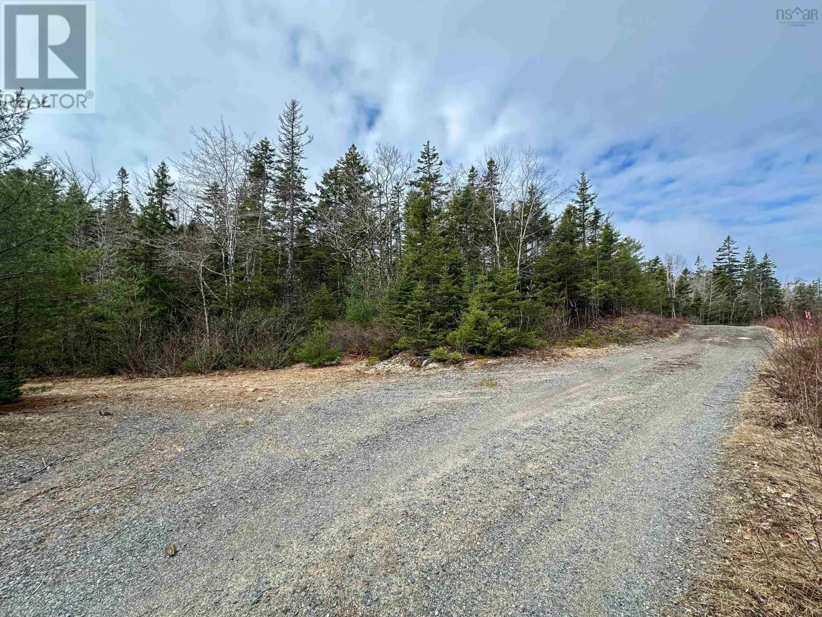 PARCEL RL-1 329 Highway