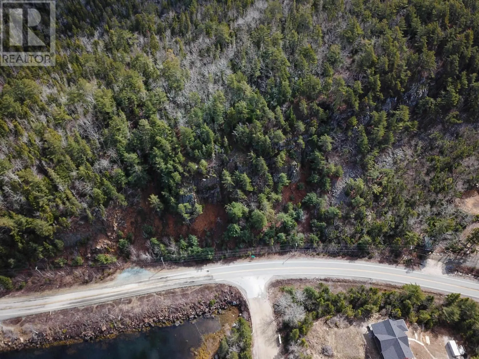 PARCEL RL-1 329 Highway