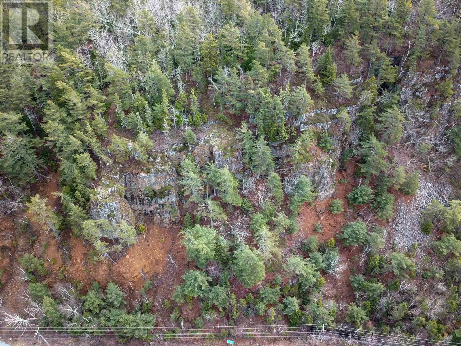 PARCEL RL-1 329 Highway