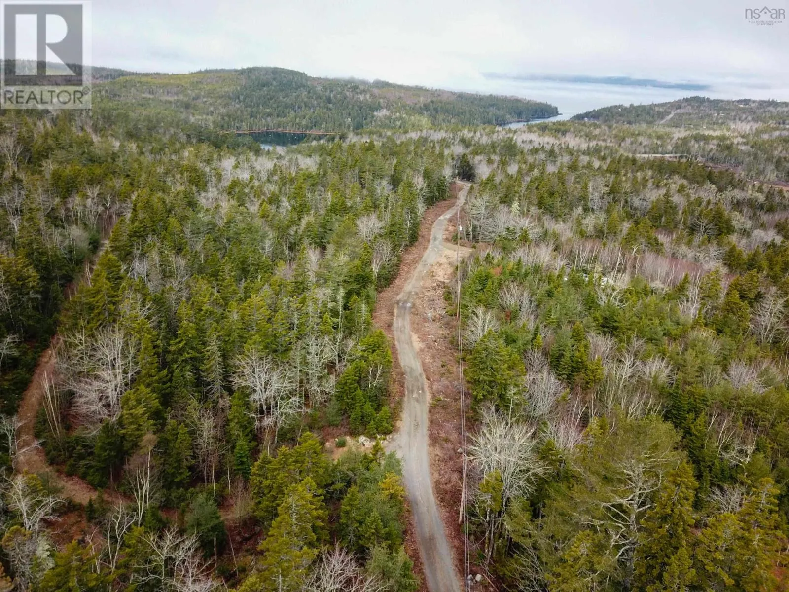 PARCEL RL-1 329 Highway