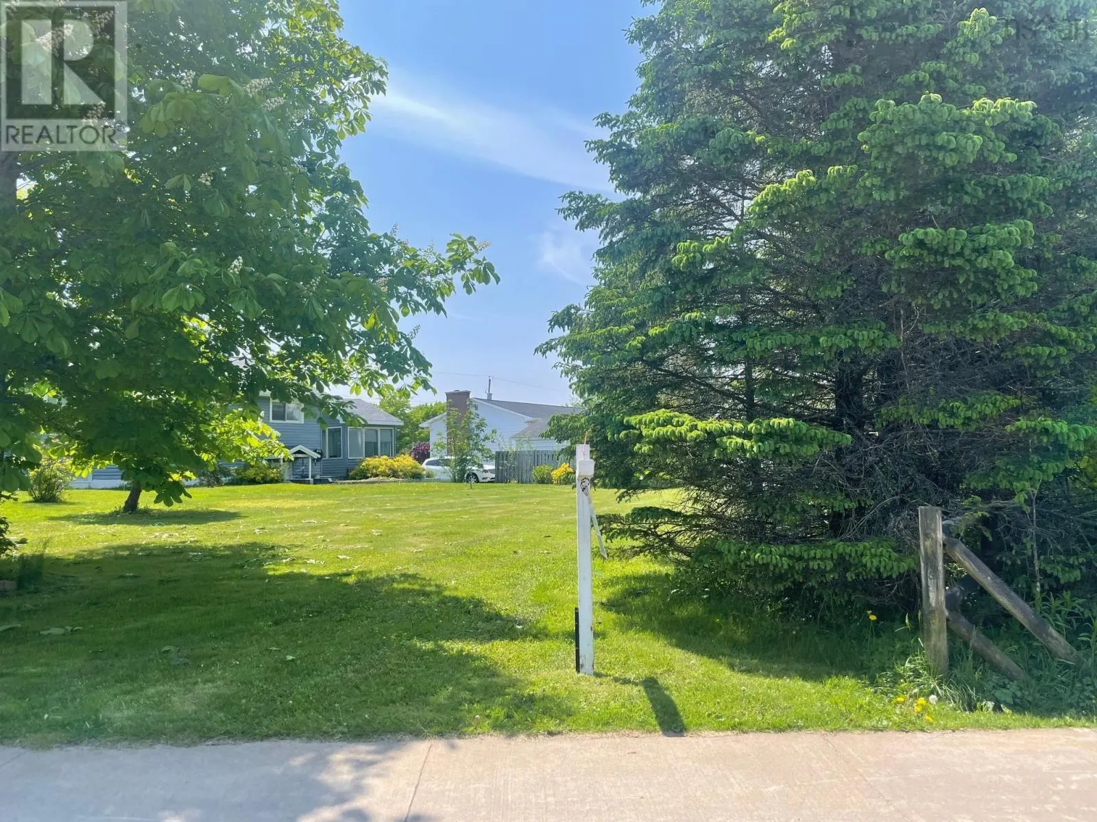 301 Cow Bay Road