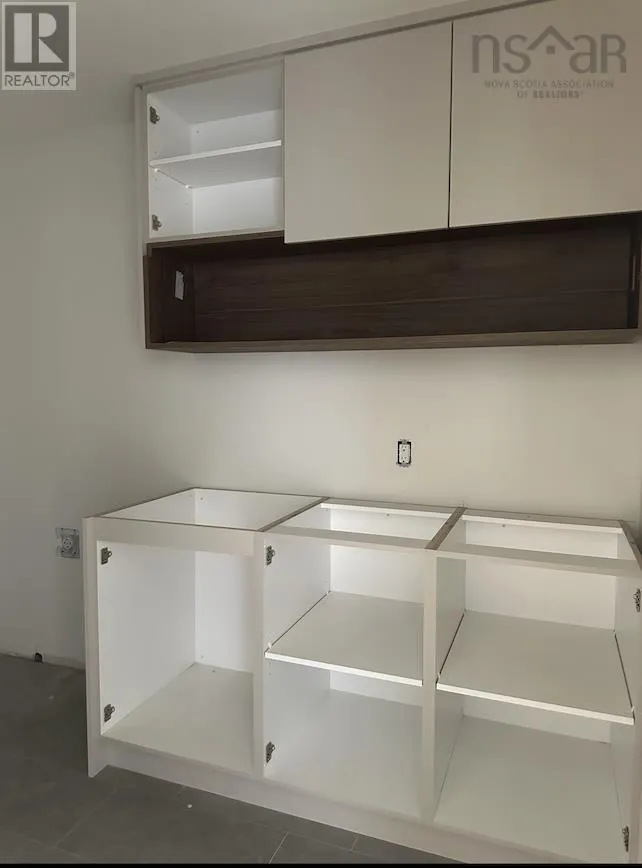 103 Canoe Crescent