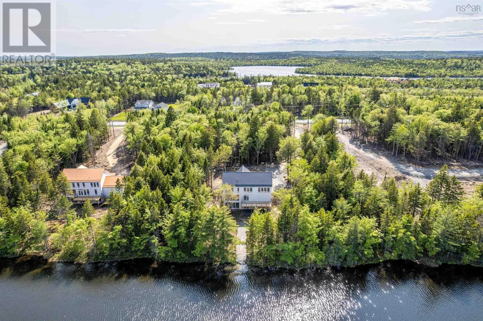 103 Canoe Crescent
