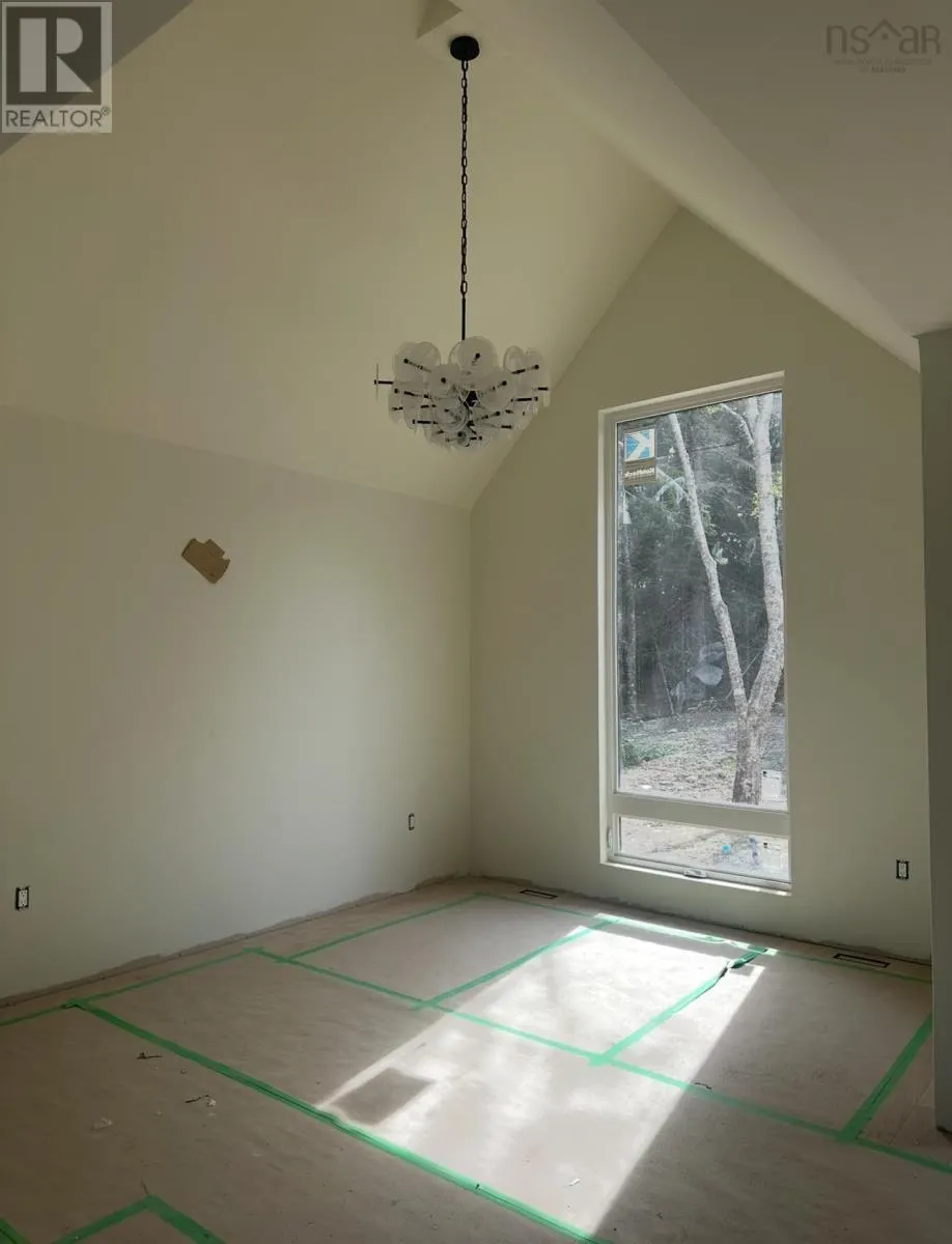 103 Canoe Crescent