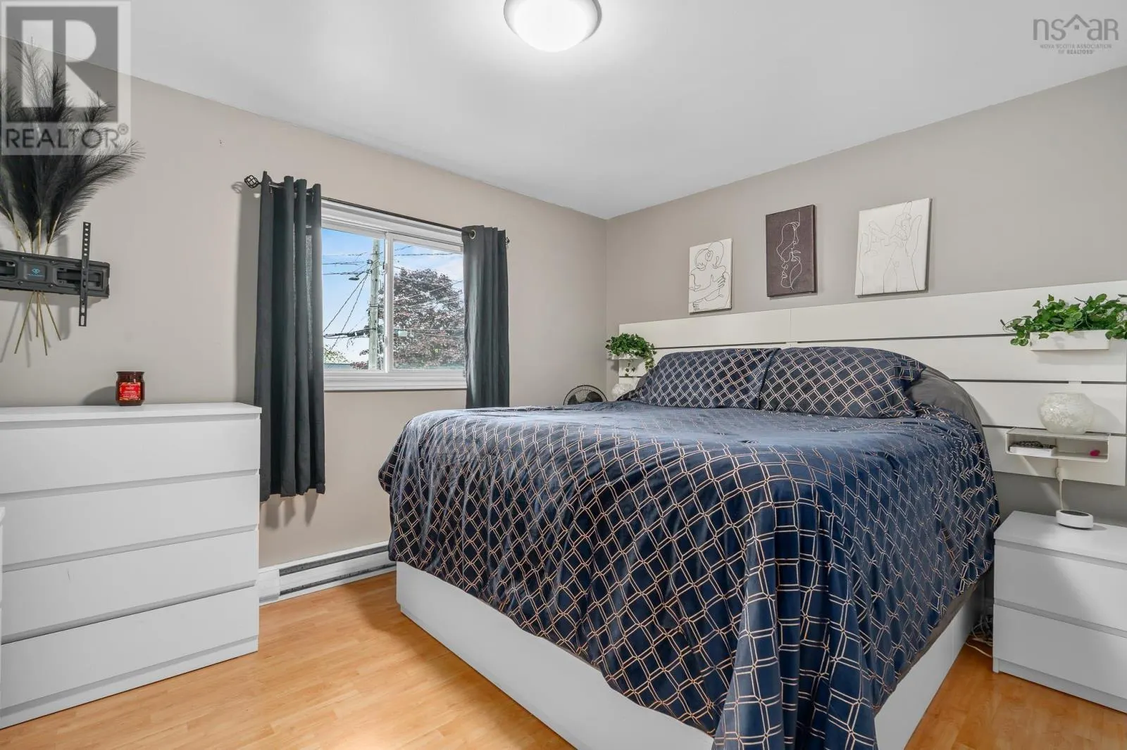 12 Wamphray Crescent