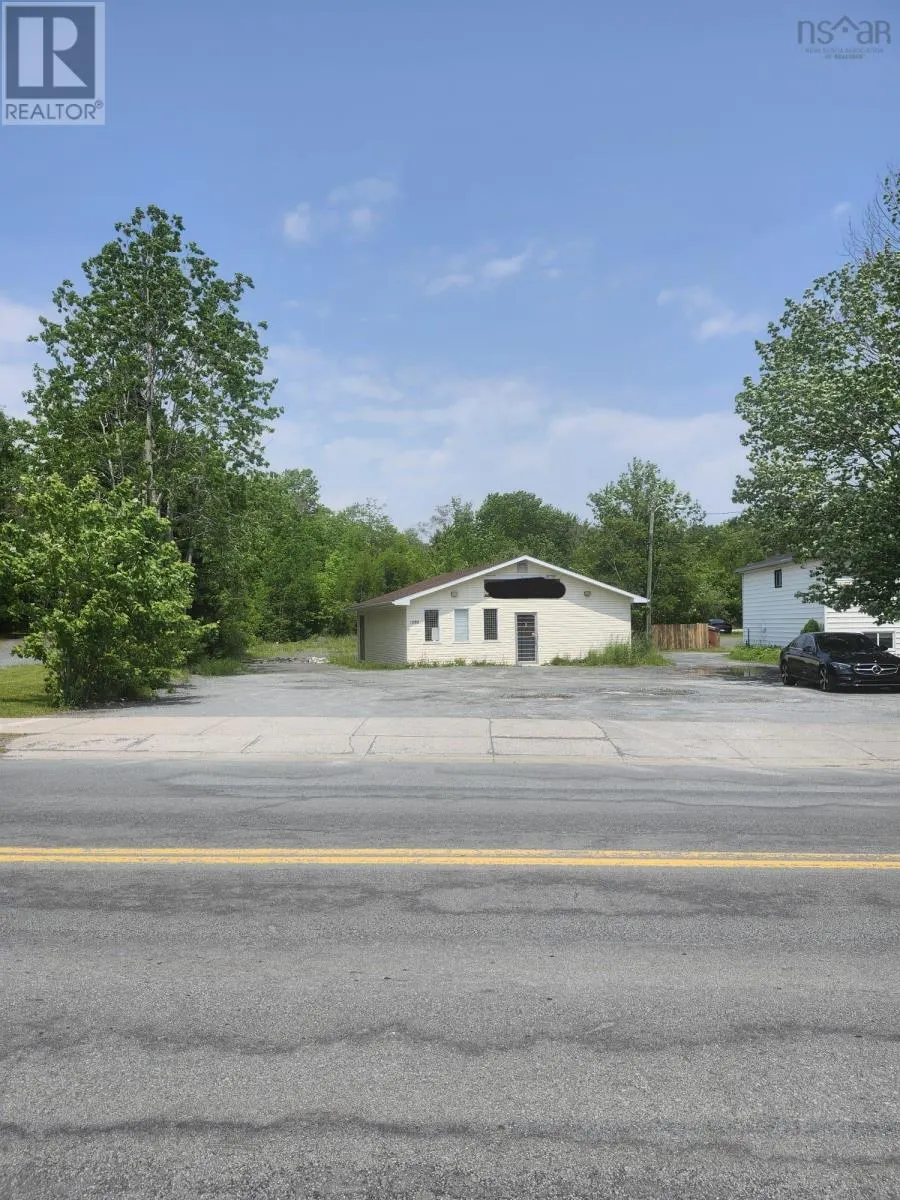 1080 Fall River Road