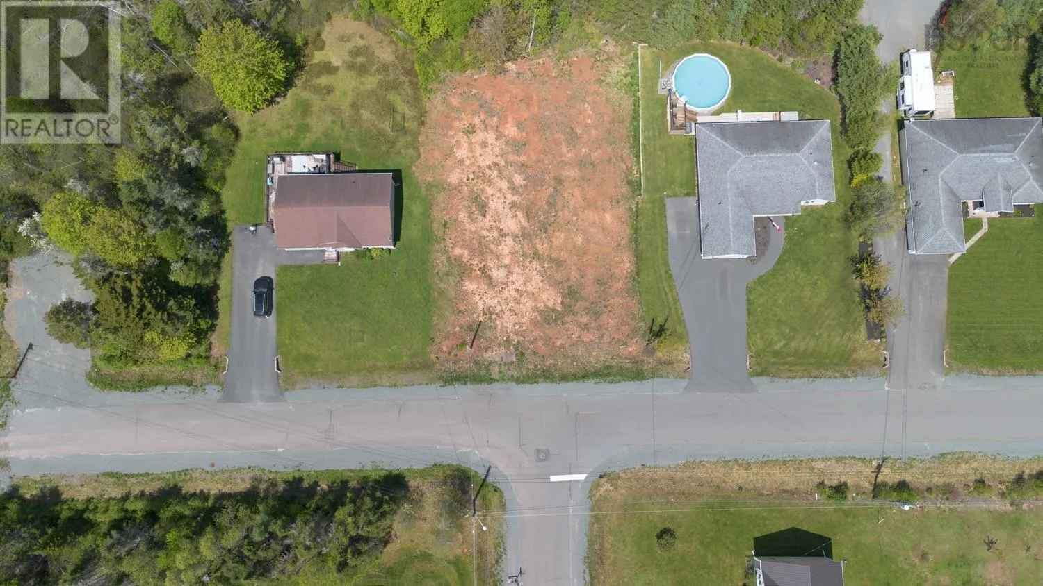Lot 5 RUNWAY Court